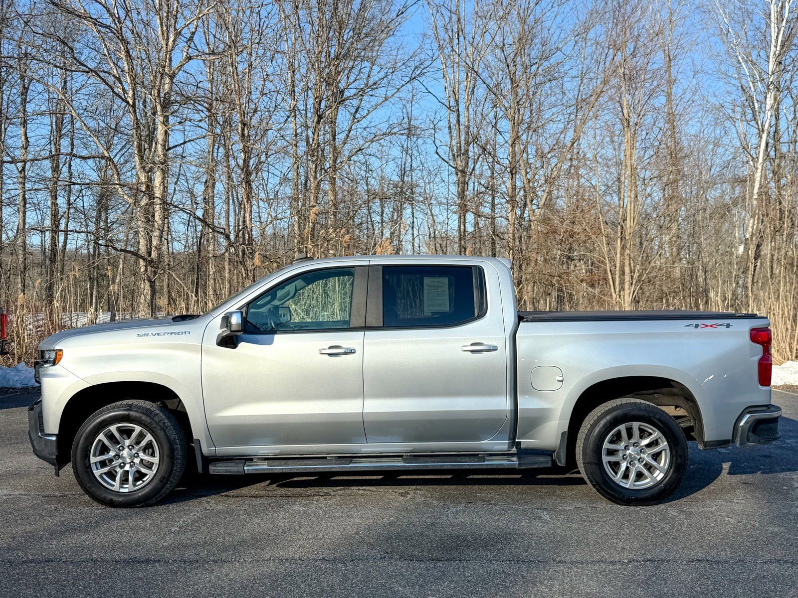 Used 2021 Chevrolet Silverado 1500 LT w/ Bed Protection Package image 6