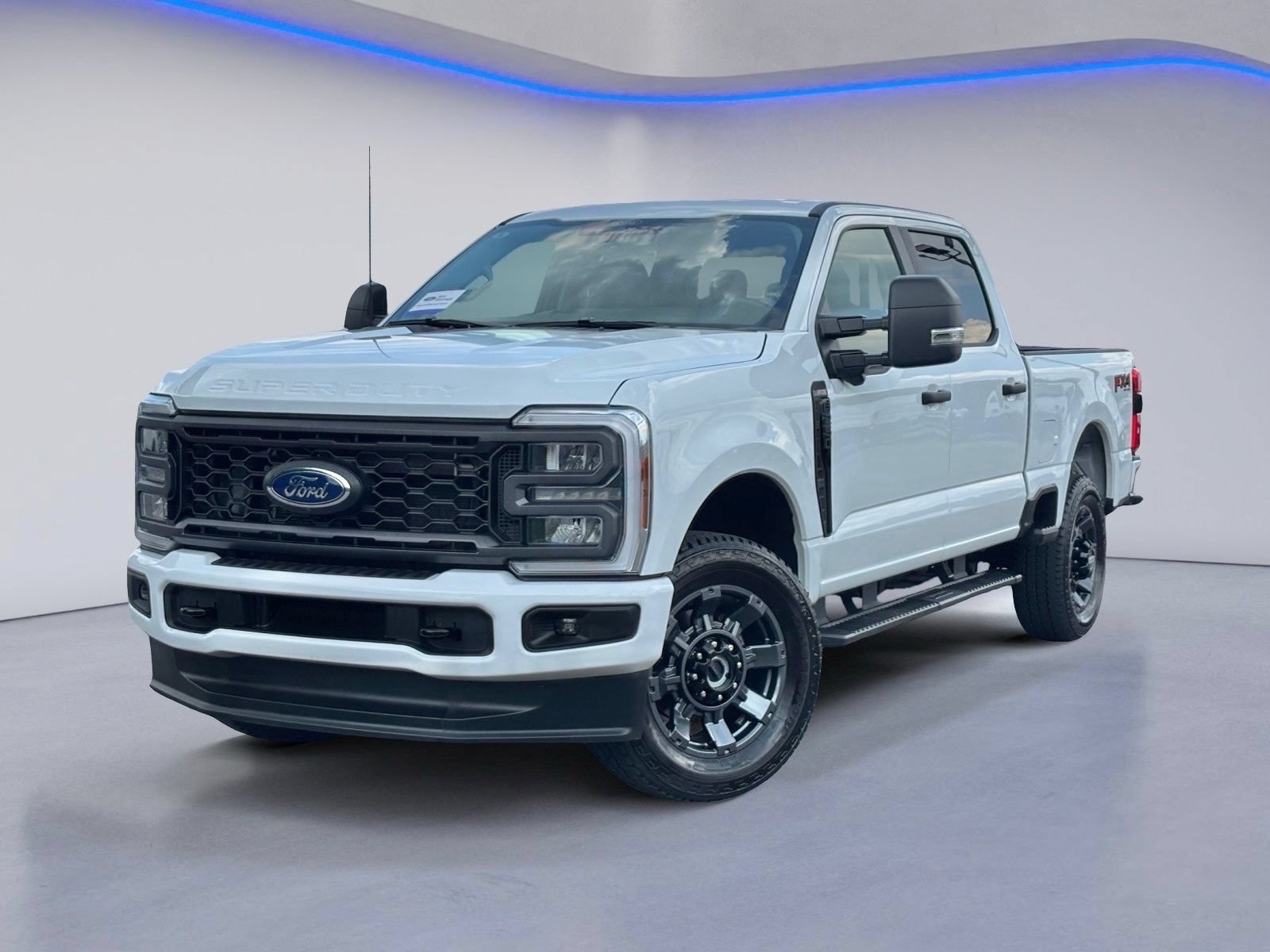 Certified 2025 Ford F250 XL w/ STX Appearance Package AWD/4WD image 2
