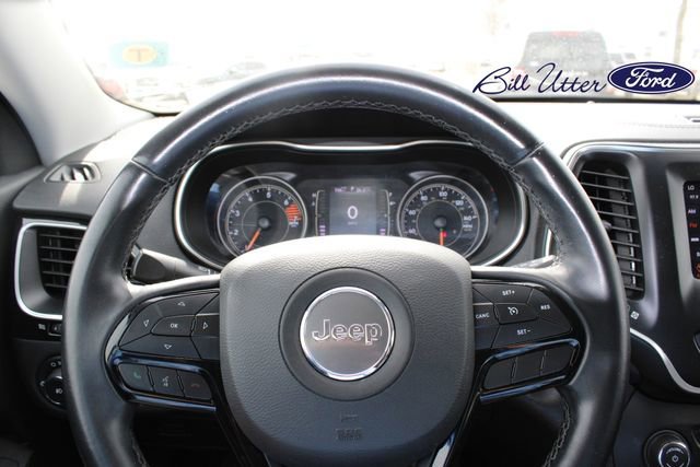 Used 2019 Jeep Cherokee Latitude Plus image 10