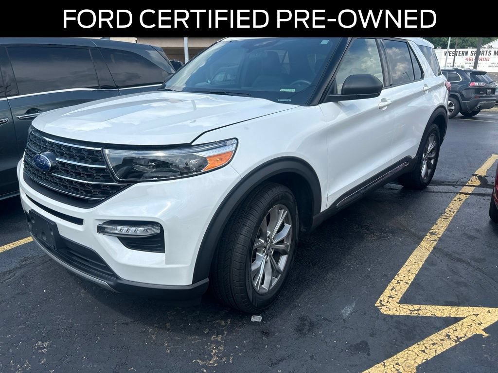 Certified 2020 Ford Explorer XLT w/ Equipment Group 202A AWD/4WD image 2