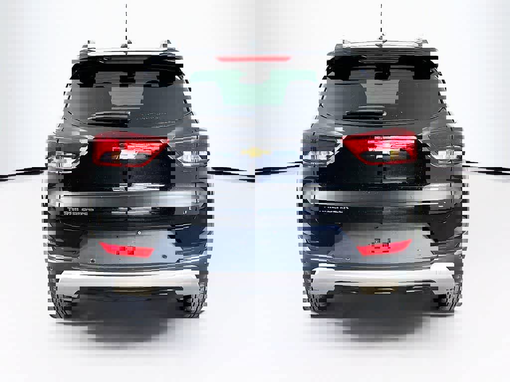 Used 2023 Chevrolet TrailBlazer LT w/ Convenience Package image 4