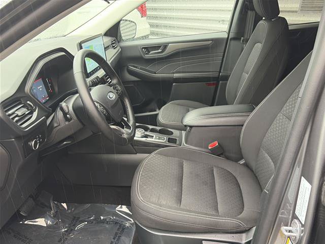 Certified 2025 Ford Escape Active w/ Tech Pack #1 AWD/4WD image 8