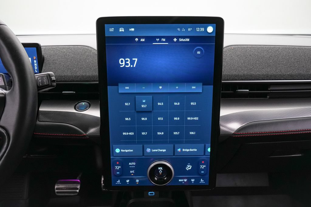 Certified 2021 Ford Mustang Mach-E Premium w/ Equipment Group 301A AWD/4WD image 18