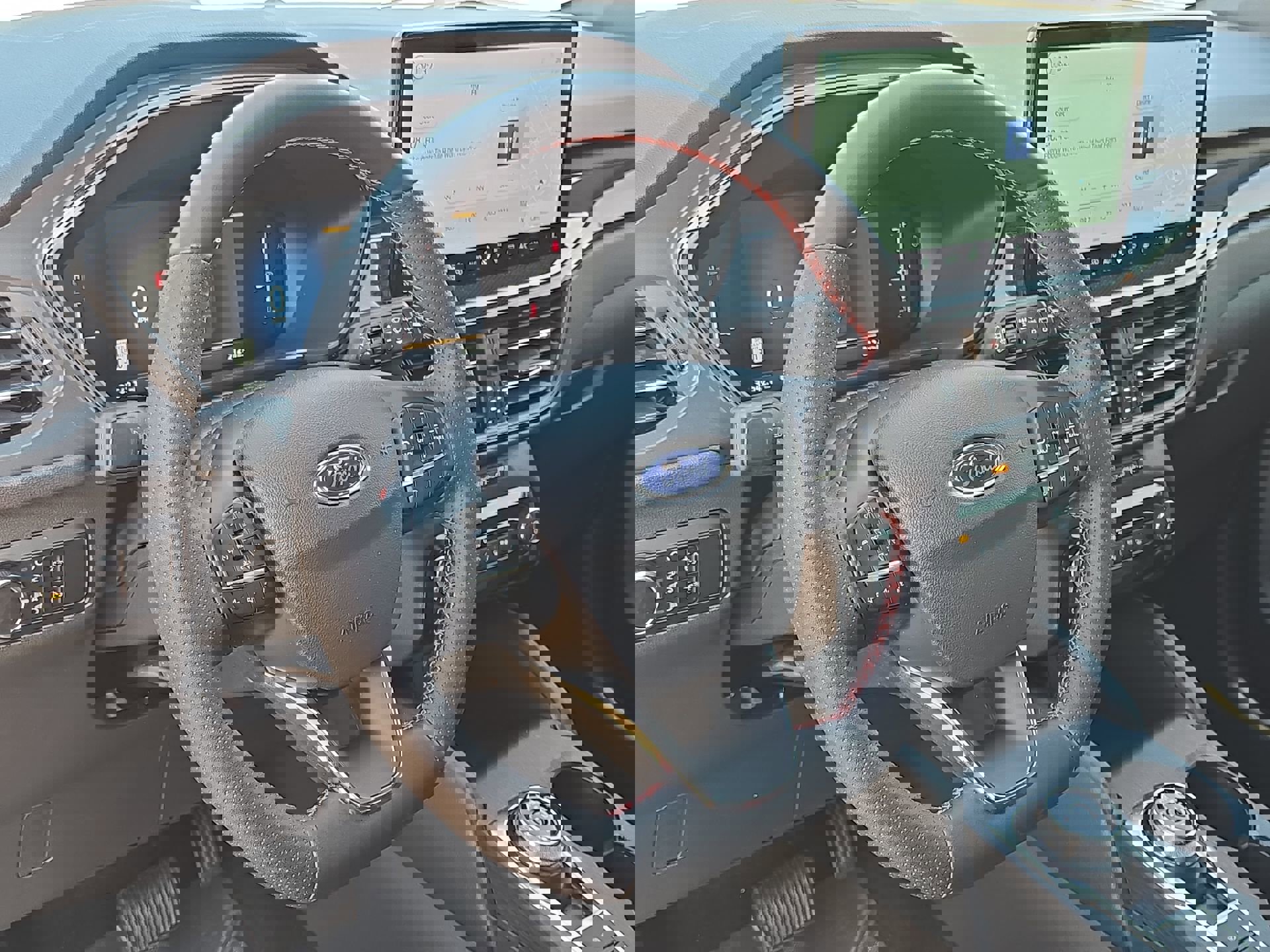 Certified 2025 Ford Escape ST-Line w/ Tech Pack #1 image 14