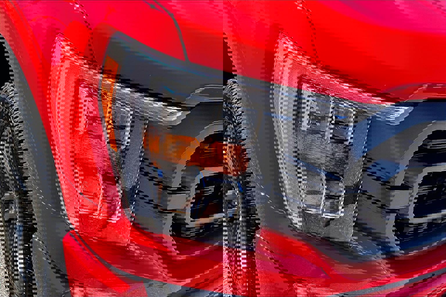 Certified 2022 Ford F150 XLT w/ Equipment Group 302A High image 30