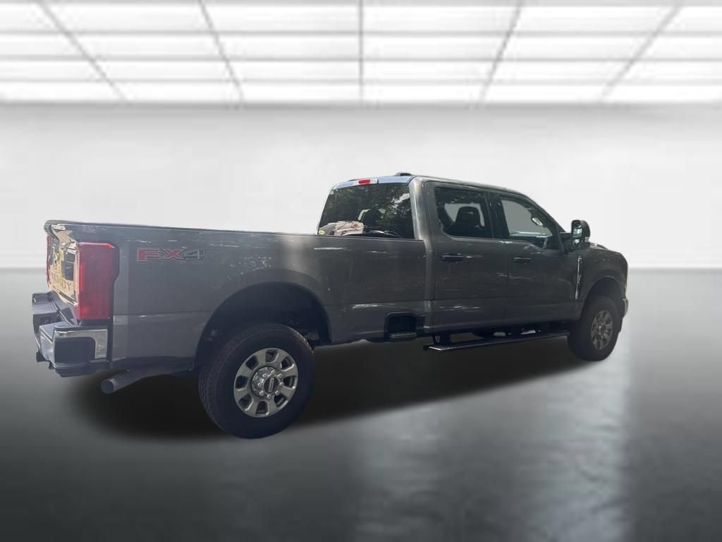 Certified 2024 Ford F350 XLT w/ FX4 Off-Road Package AWD/4WD image 4
