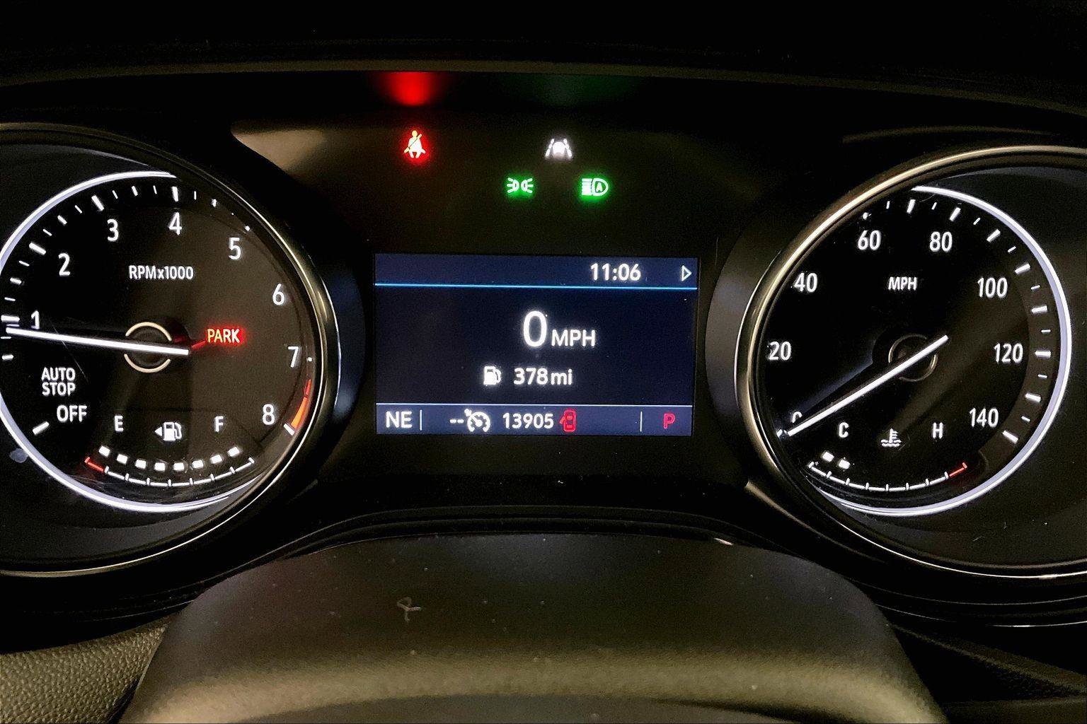 Used 2021 Buick Encore GX Select image 19