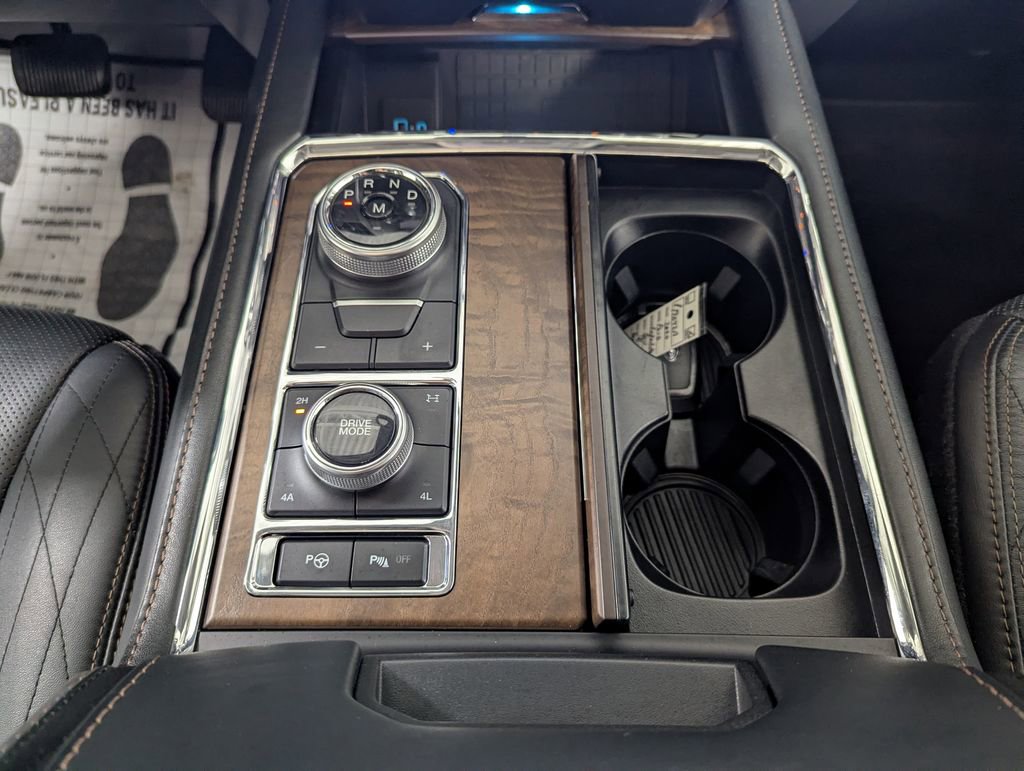 Certified 2020 Ford Expedition Platinum AWD/4WD image 30
