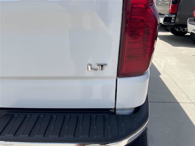 Used 2022 Chevrolet Silverado 1500 LT AWD/4WD image 37