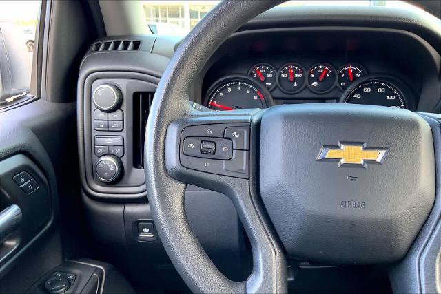 Used 2025 Chevrolet Silverado 1500 Custom w/ Turbomax Blackout Package AWD/4WD image 23