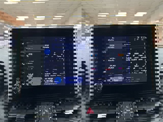 Used 2023 Toyota RAV4 XLE Premium image 8