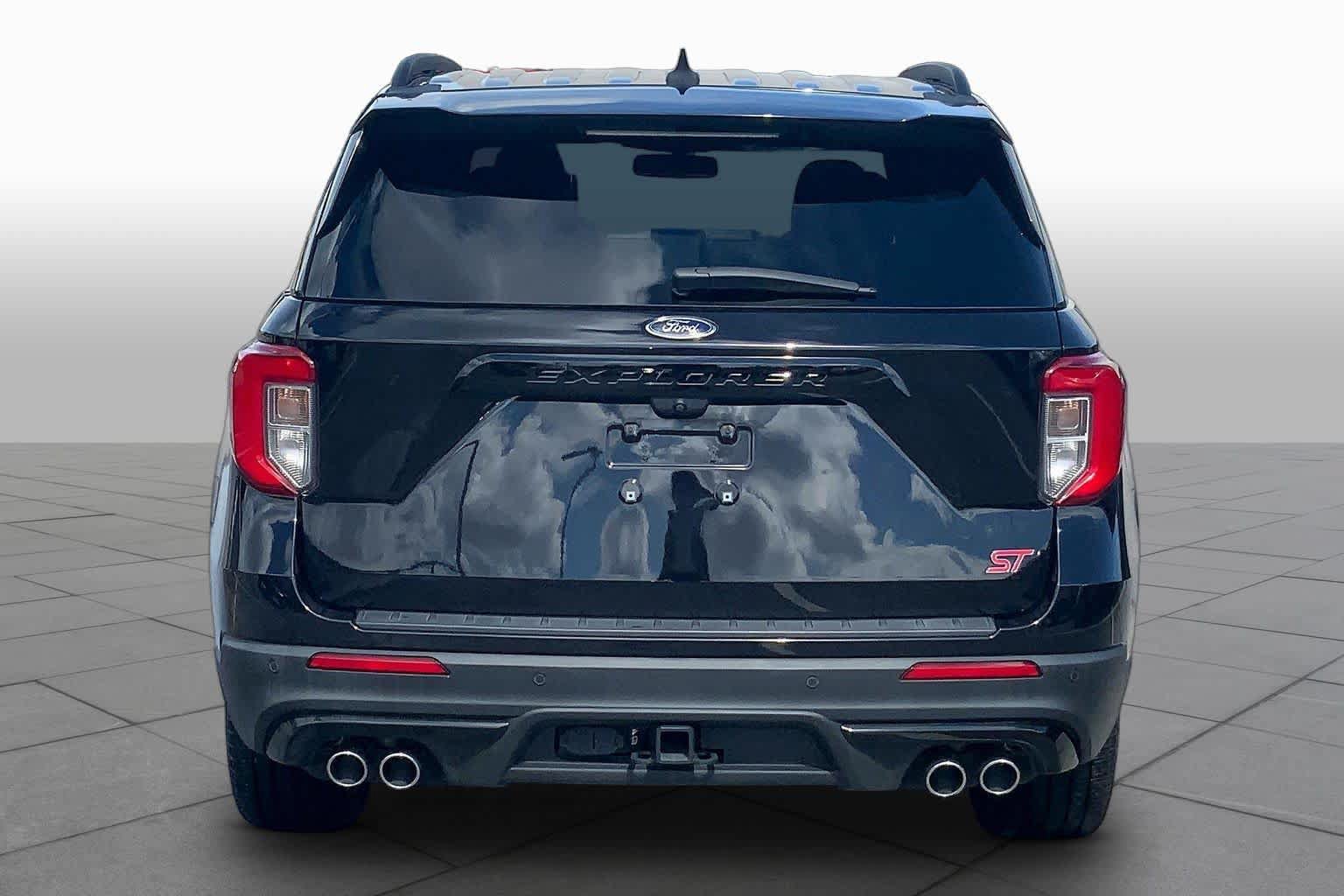 Certified 2023 Ford Explorer ST w/ Equipment Group 401A AWD/4WD image 5