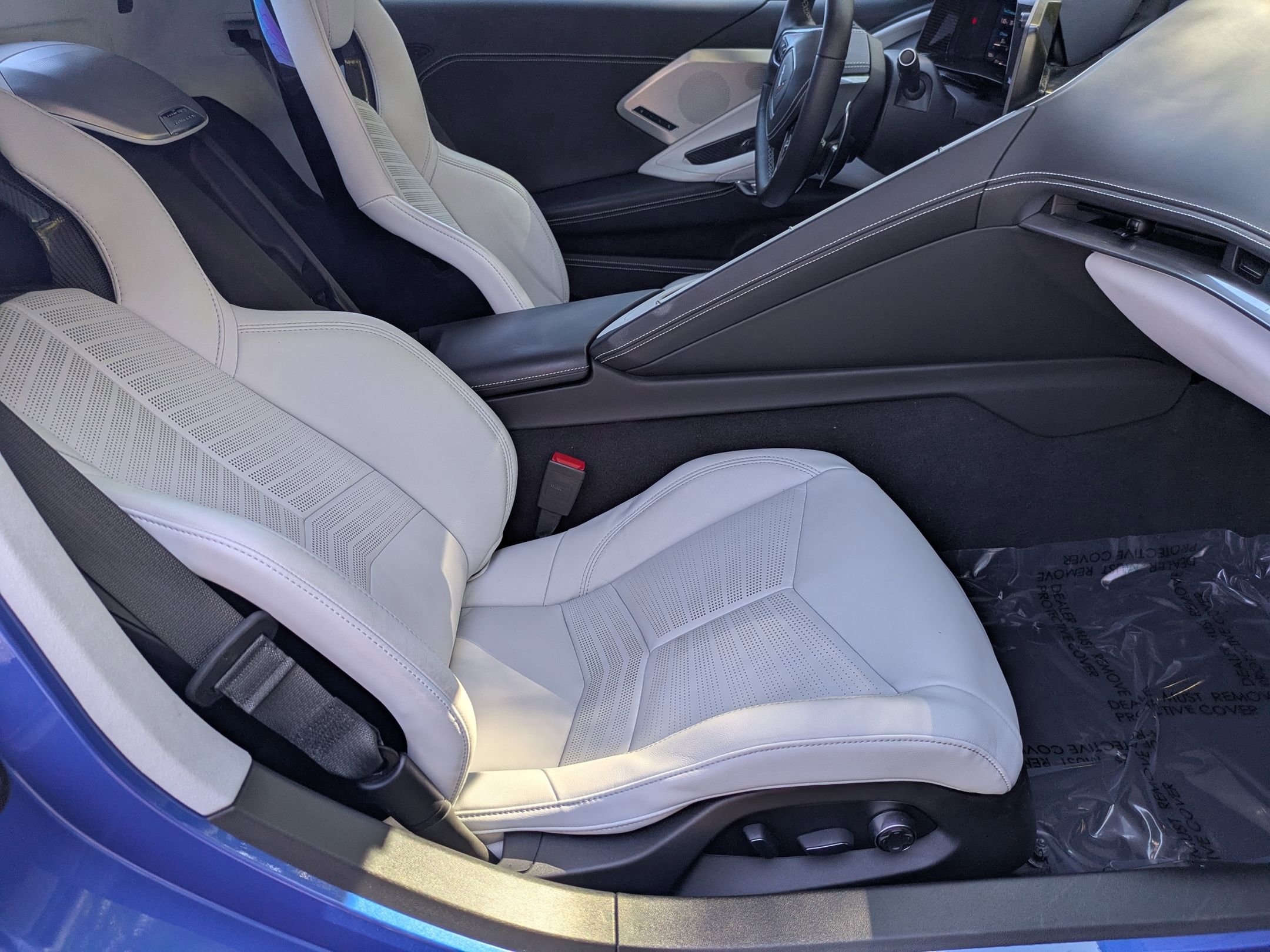 Used 2022 Chevrolet Corvette Stingray Premium Conv w/ Z51 Performance Package image 33