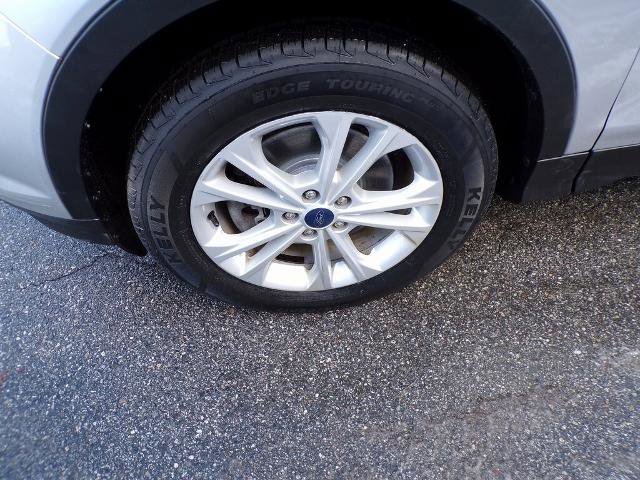 Certified 2018 Ford Escape SE image 5