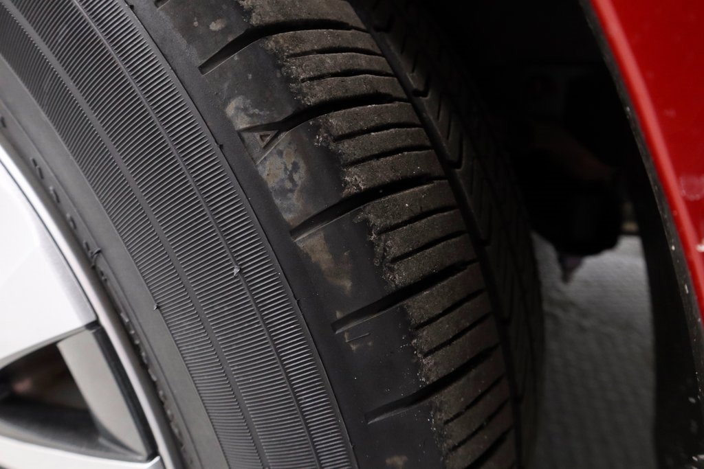 Used 2022 Toyota Prius Prime Limited image 21