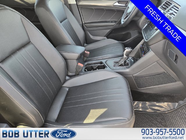 Used 2023 Volkswagen Tiguan SE FWD image 14