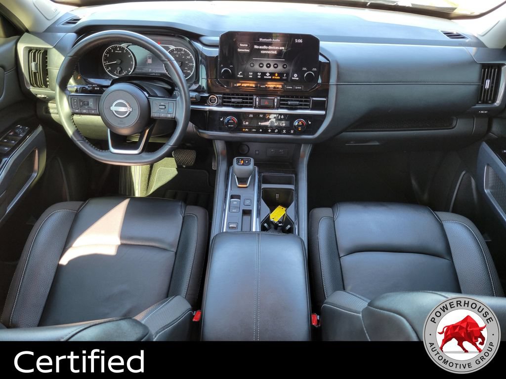 Used 2024 Nissan Pathfinder SL w/ SL Premium Package FWD image 17