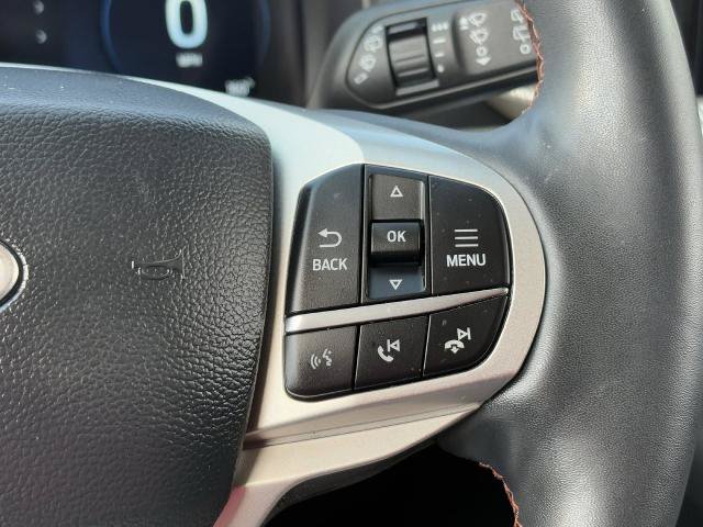 Certified 2025 Ford Explorer Active w/ Active Comfort Package RWD image 17