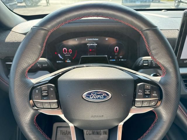 Certified 2025 Ford Explorer ST-Line AWD/4WD image 14