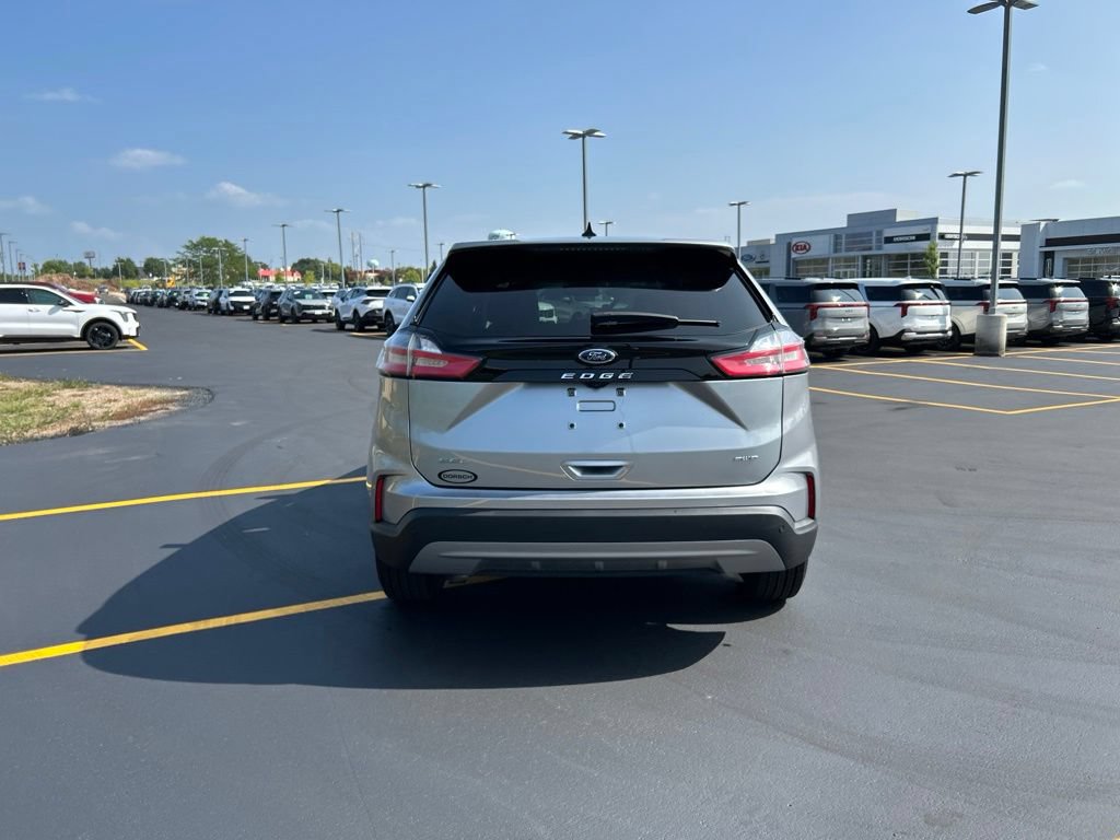 Certified 2024 Ford Edge SEL w/ Convenience Package AWD/4WD image 7