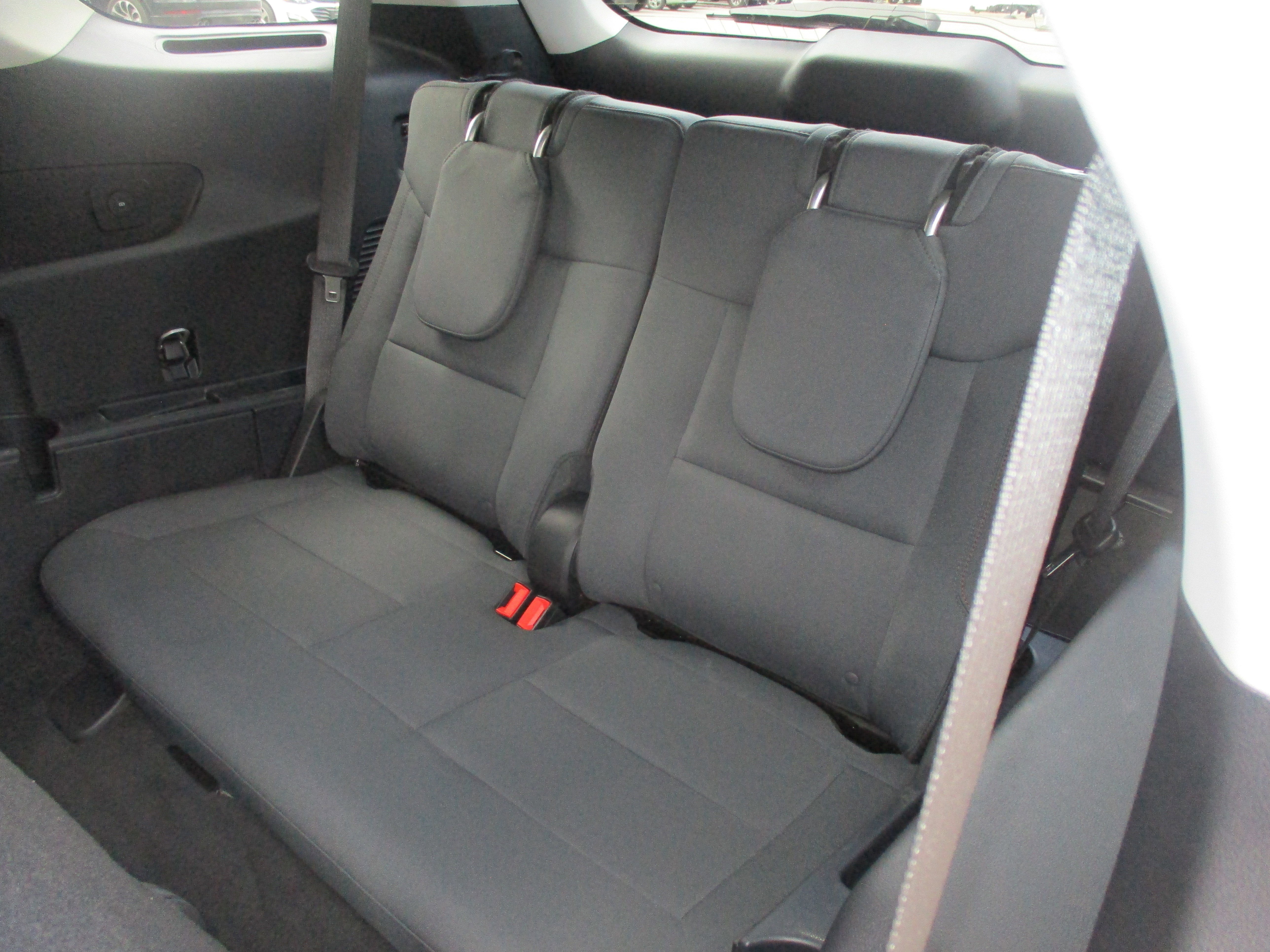 Certified 2025 Ford Explorer Active image 12