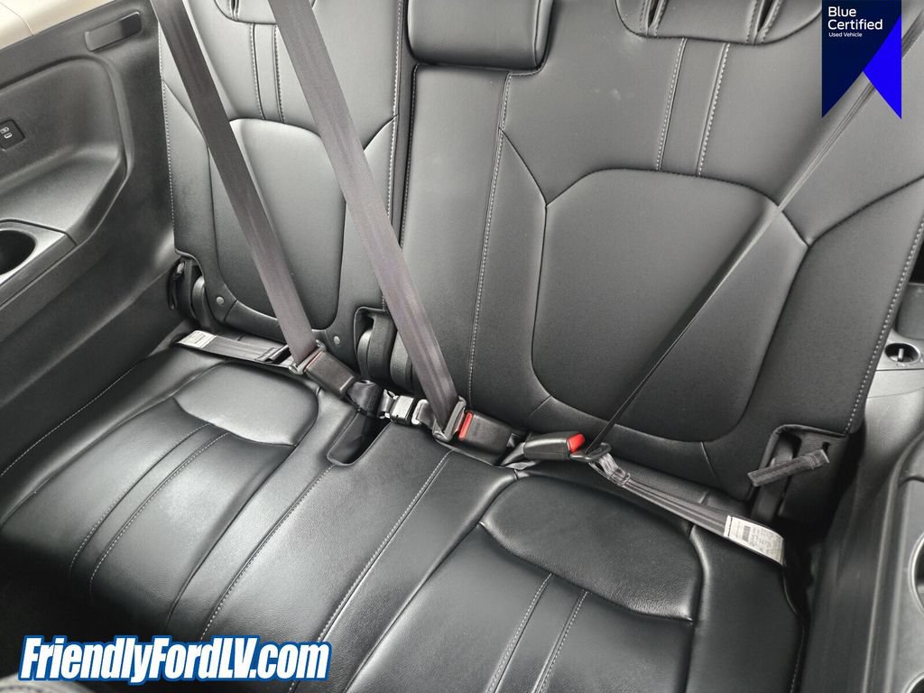 Used 2025 Honda Pilot Elite image 14