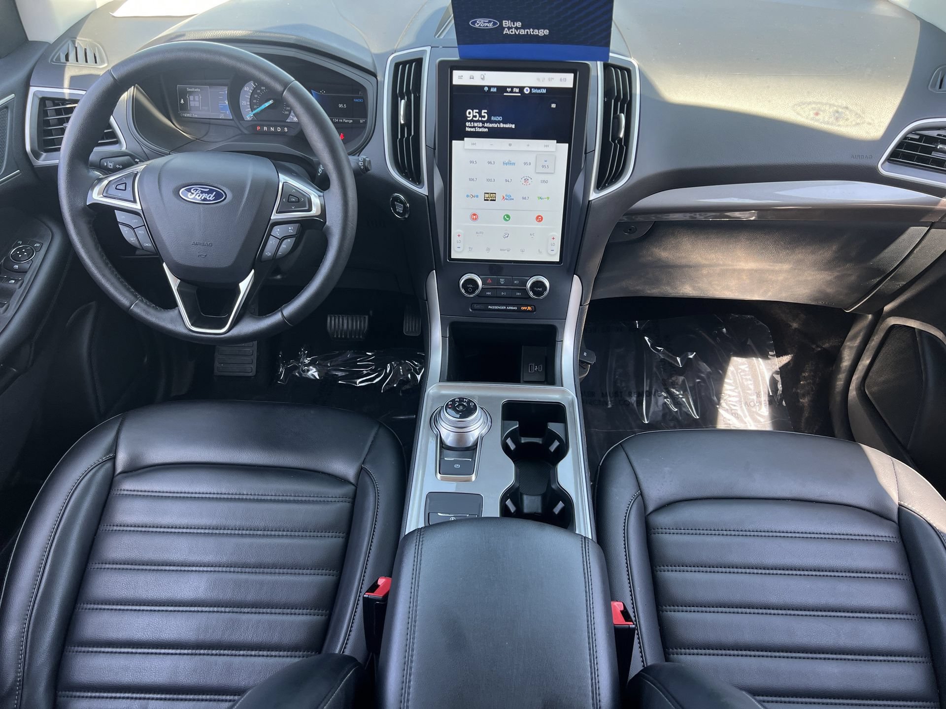 Certified 2024 Ford Edge SEL w/ Convenience Package AWD/4WD image 2