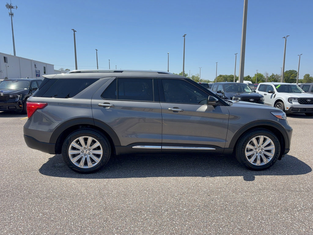 Certified 2023 Ford Explorer Limited w/ Limited Technology Package image 2