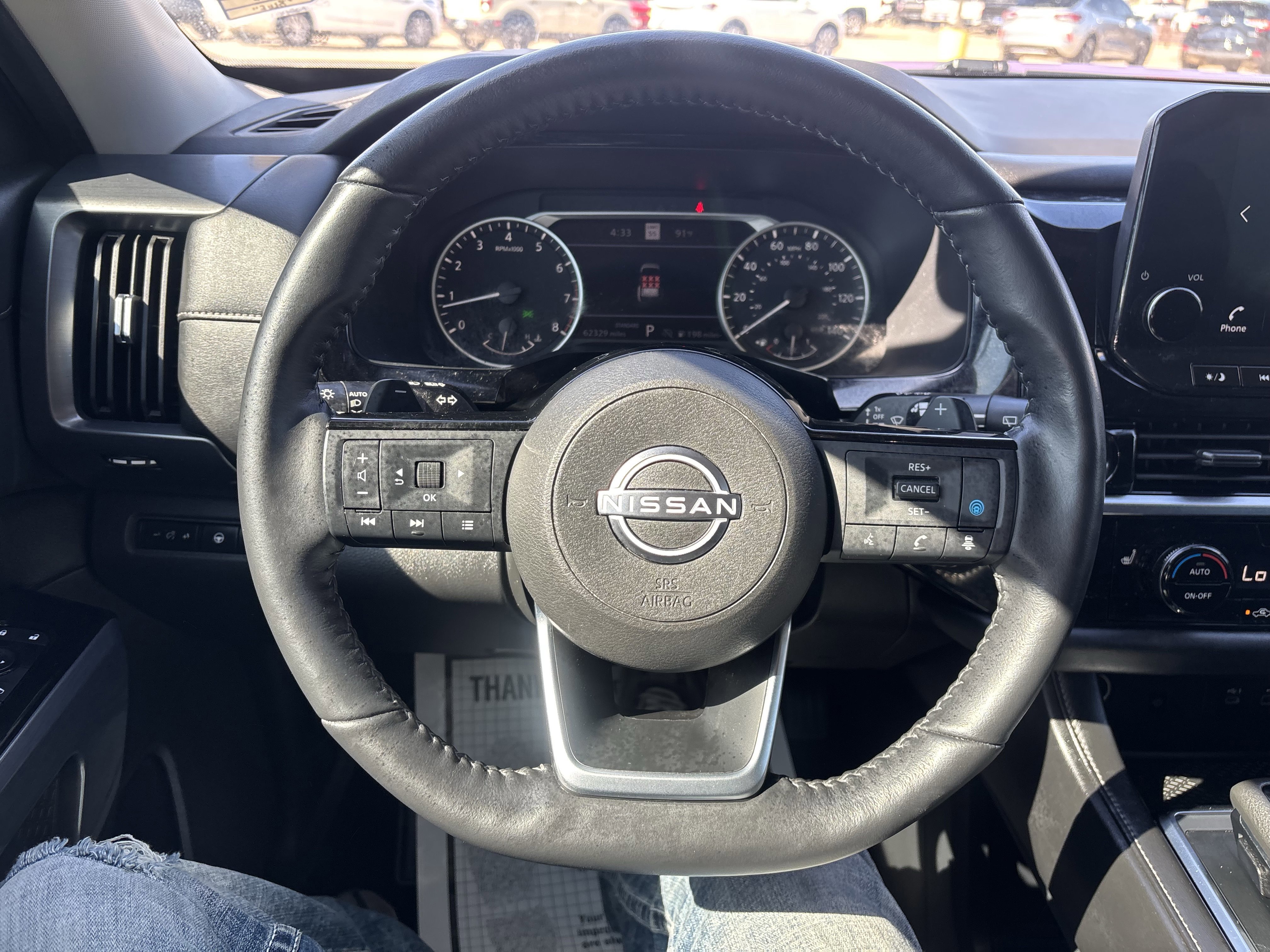 Used 2023 Nissan Pathfinder SL image 29