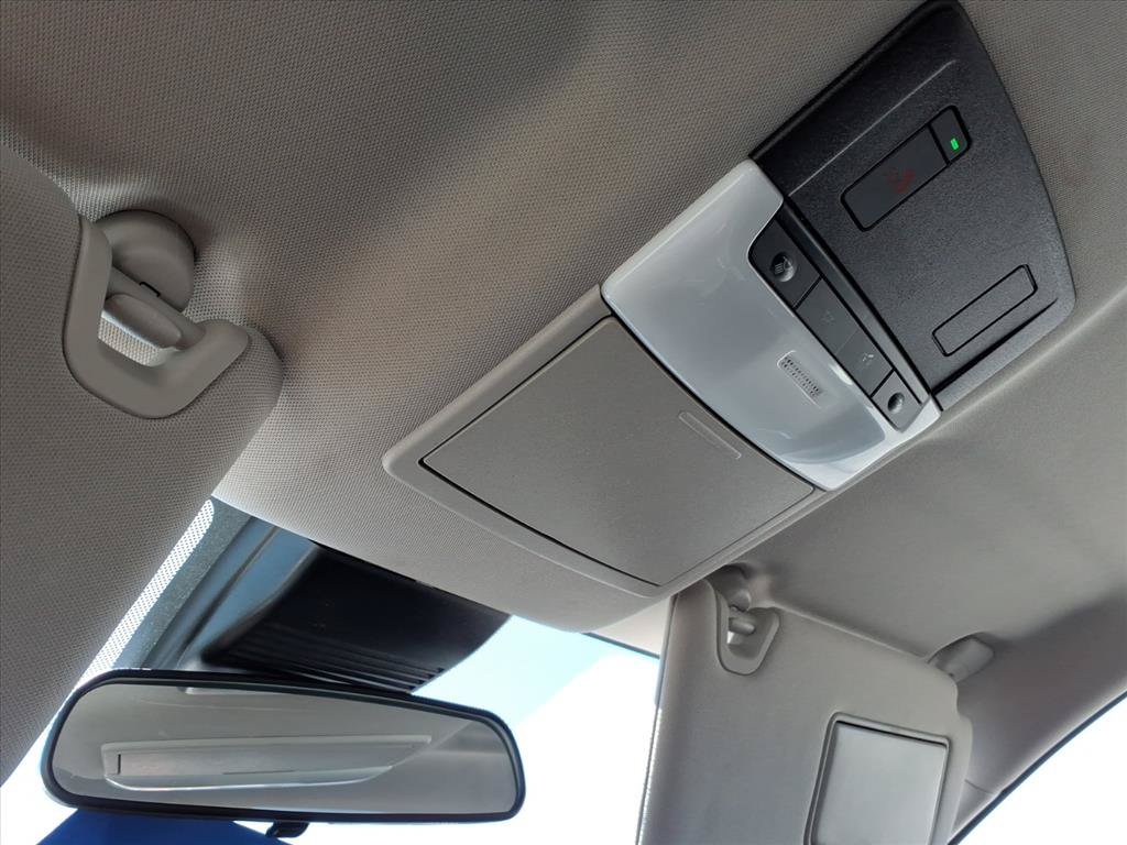 Used 2025 Nissan Altima 2.5 SV FWD image 16