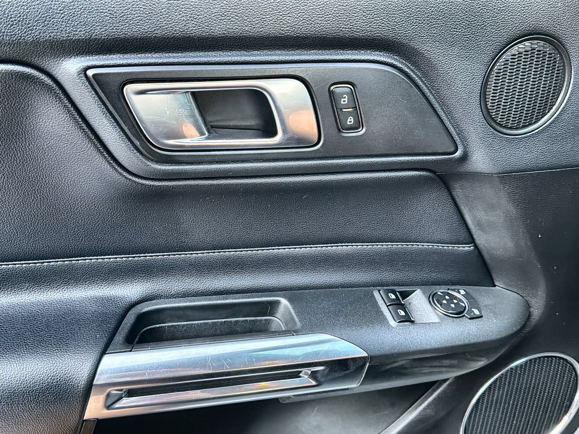 Certified 2022 Ford Mustang Premium RWD image 13