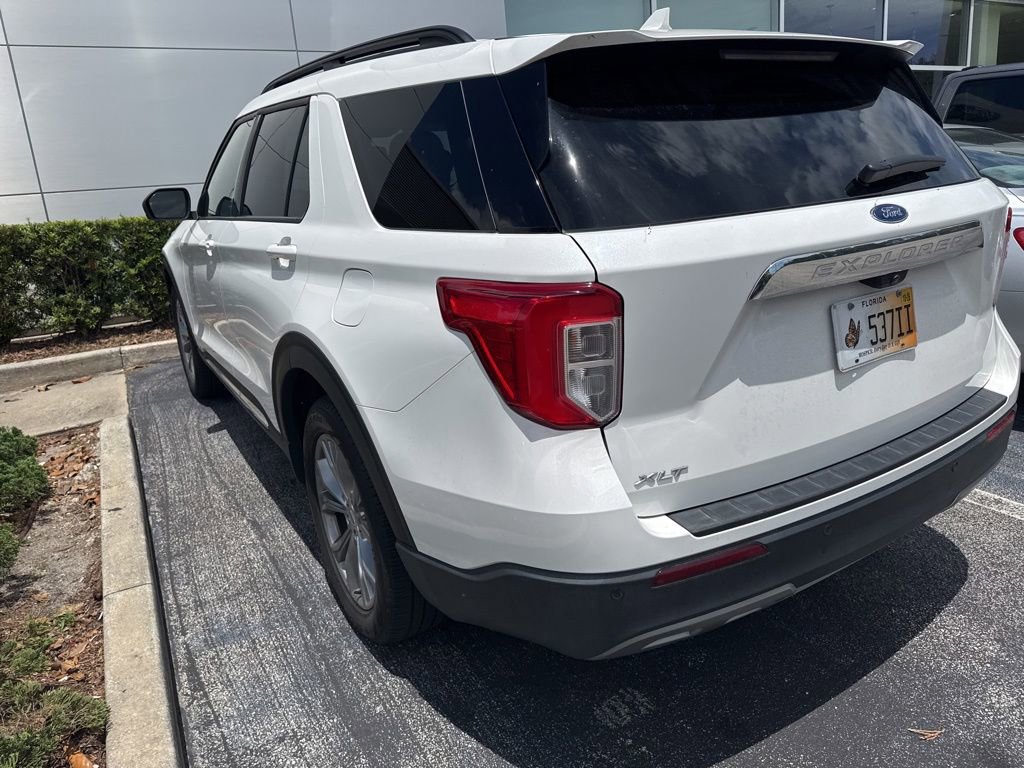 Certified 2023 Ford Explorer XLT w/ Equipment Group 202A RWD image 5