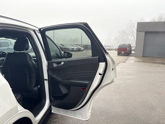 Certified 2024 Ford Escape ST-Line Select image 24