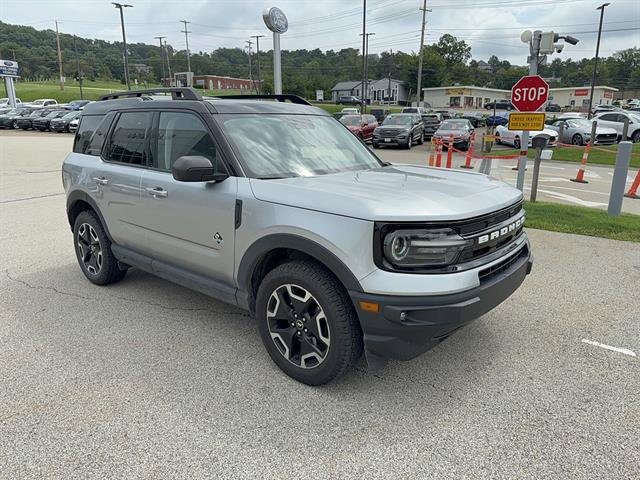 Certified 2022 Ford Bronco Sport Outer Banks w/ Tech Package AWD/4WD image 4