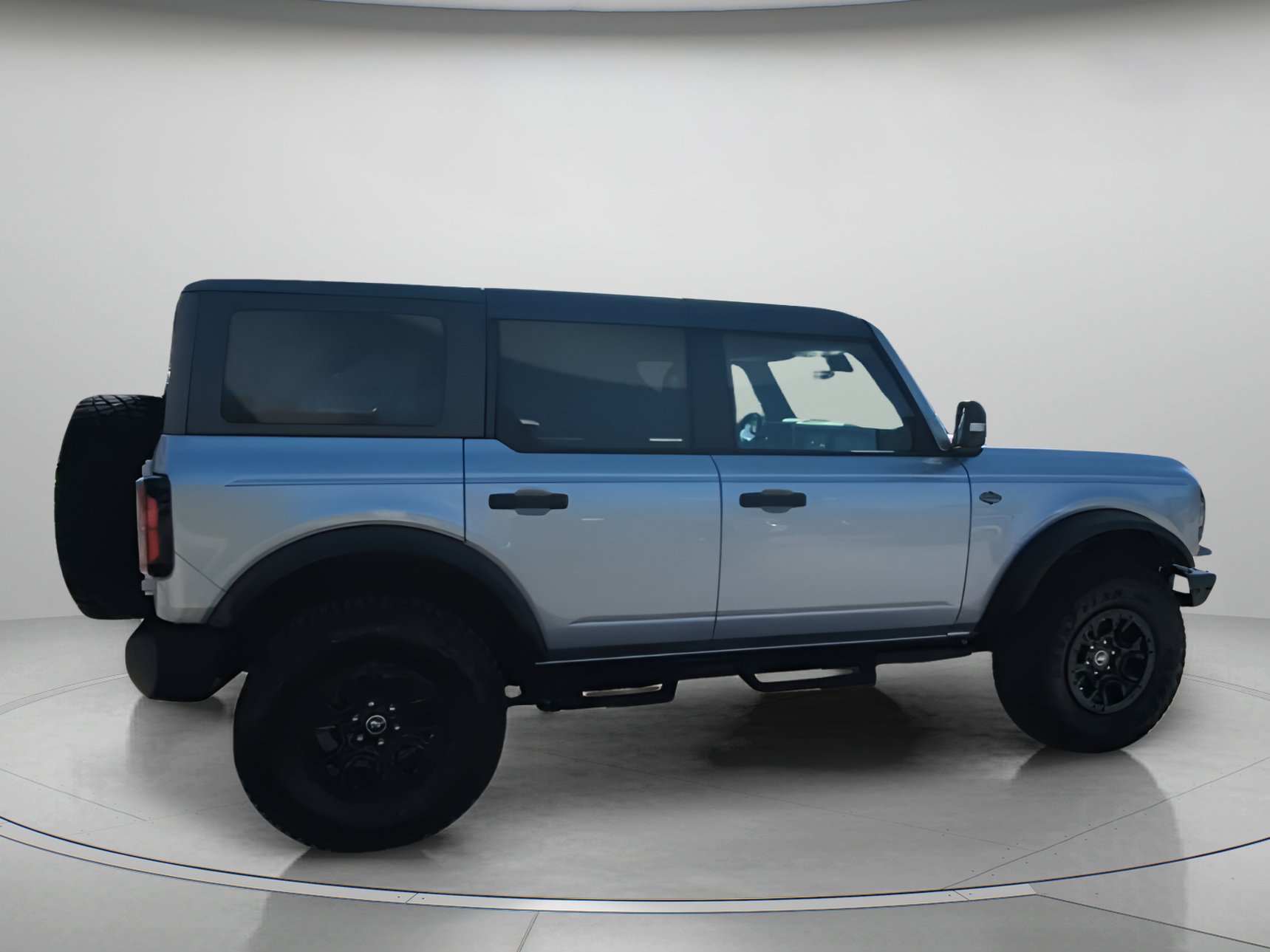 Certified 2024 Ford Bronco Wildtrak AWD/4WD image 31