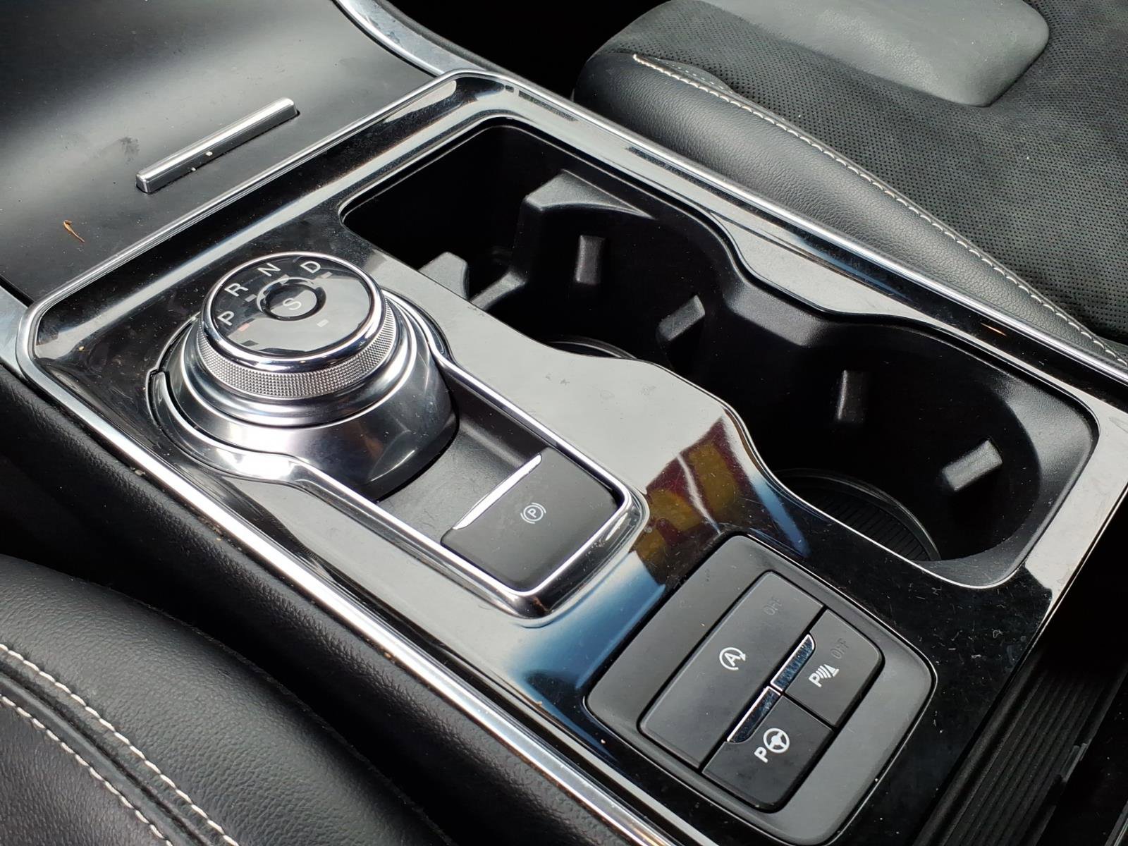 Certified 2019 Ford Edge ST w/ Equipment Group 401A image 21