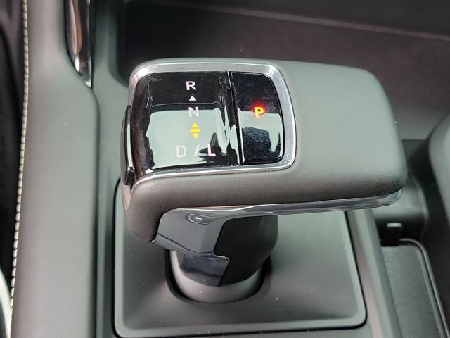 Used 2025 GMC Sierra 1500 AT4X AWD/4WD image 33