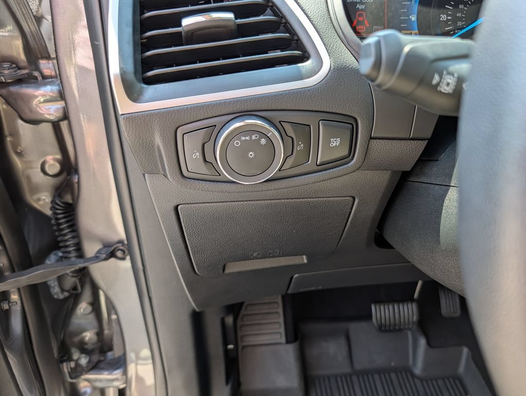 Certified 2024 Ford Edge SEL AWD/4WD image 21