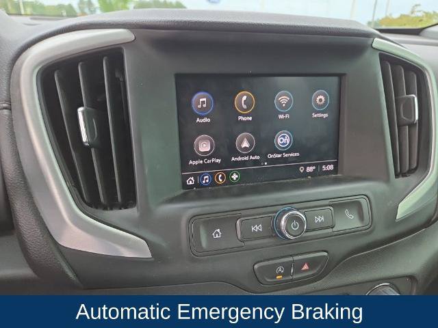 Used 2024 GMC Terrain SLE w/ Driver Convenience Package FWD image 11