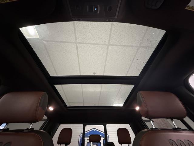 Certified 2022 Ford F350 King Ranch w/ King Ranch Ultimate Package AWD/4WD image 18