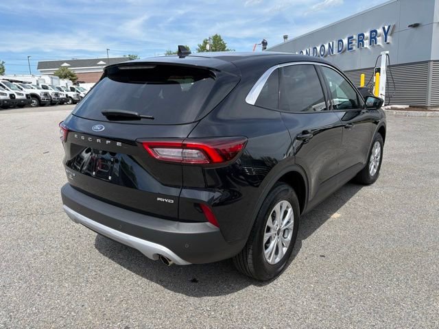 Certified 2023 Ford Escape Active w/ Tech Pack #1 AWD/4WD image 3