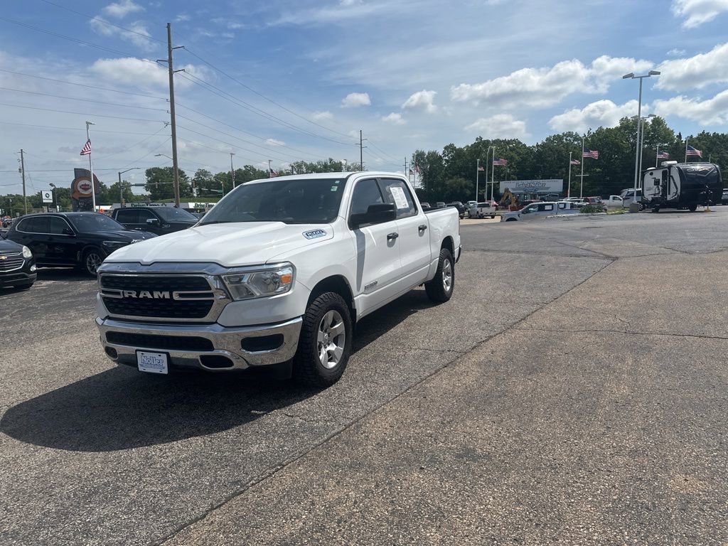 Used 2024 RAM 1500 Big Horn AWD/4WD image 3