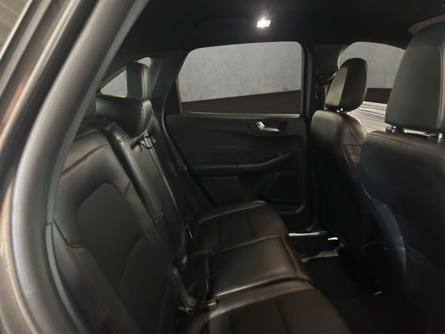 Certified 2025 Ford Escape ST-Line Select AWD/4WD image 18