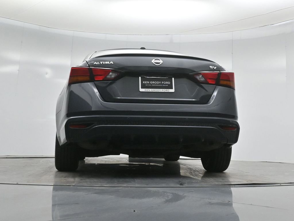 Used 2022 Nissan Altima 2.5 SV image 16