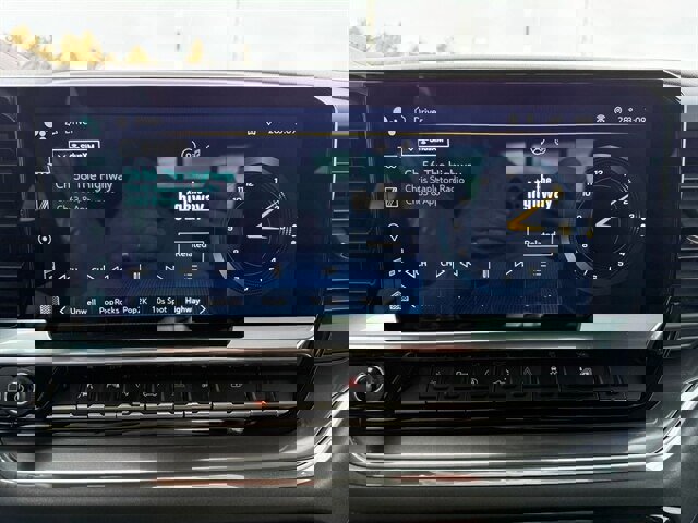 Used 2023 Chevrolet Silverado 1500 High Country w/ High Country Premium Package image 13