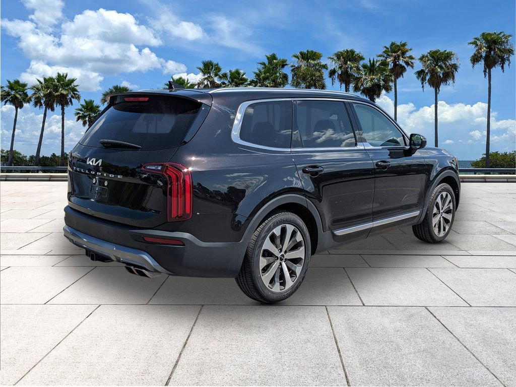 Used 2022 Kia Telluride EX w/ EX Premium Package image 8