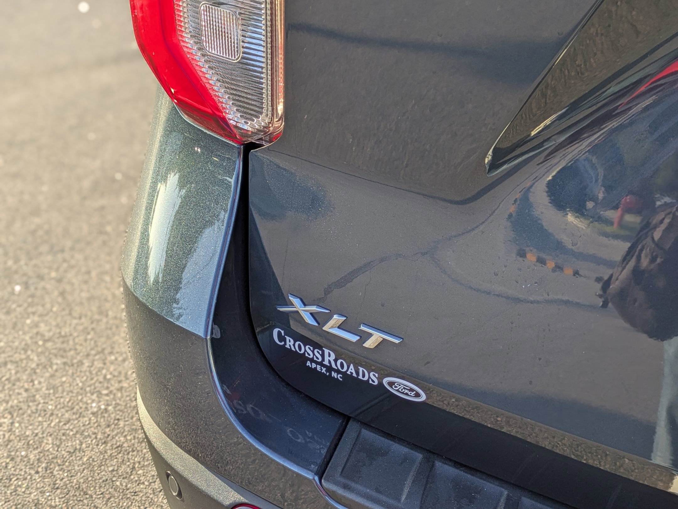 Certified 2022 Ford Explorer XLT w/ Equipment Group 202A image 32