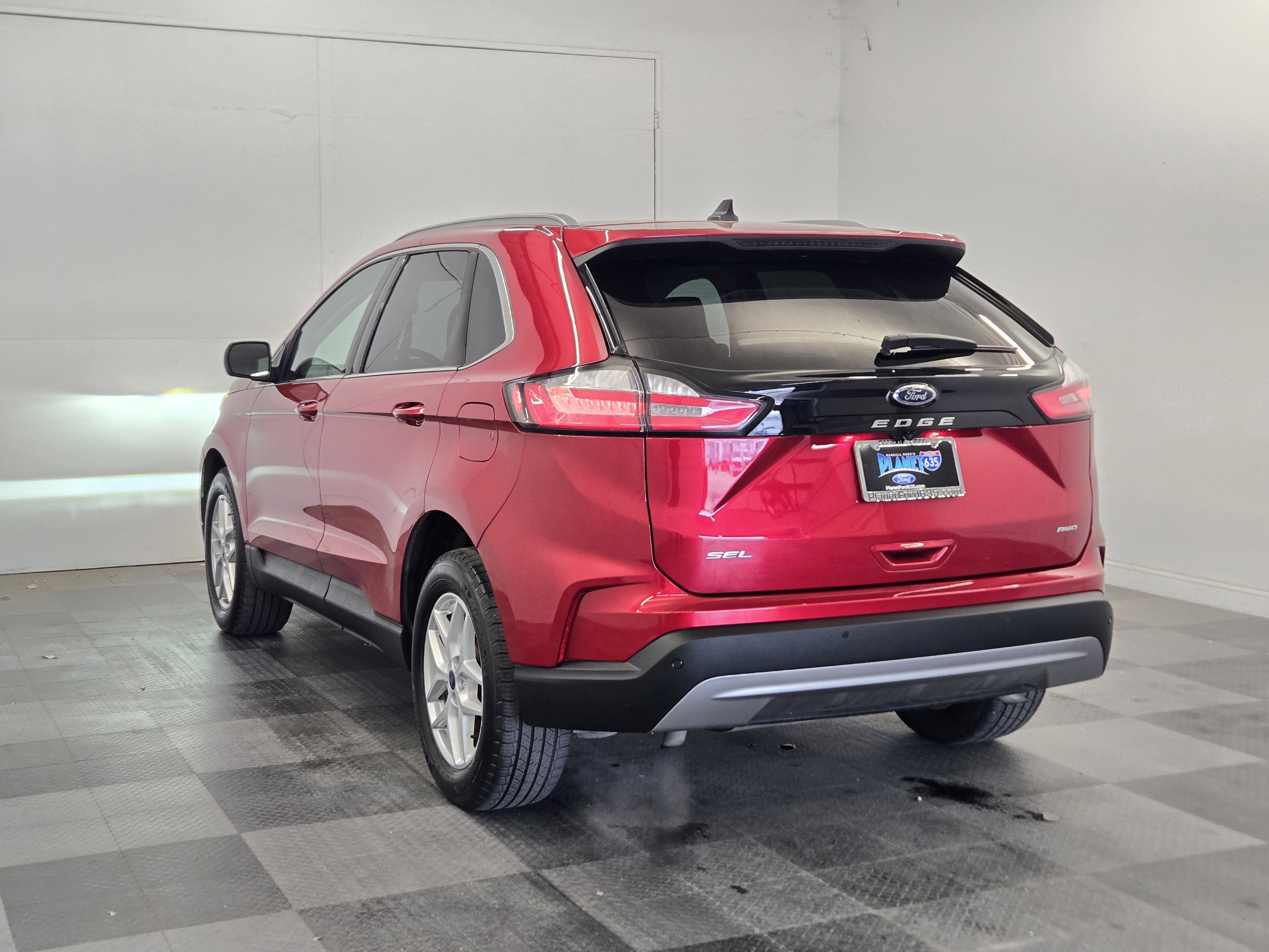 Certified 2022 Ford Edge SEL w/ Convenience Package image 5