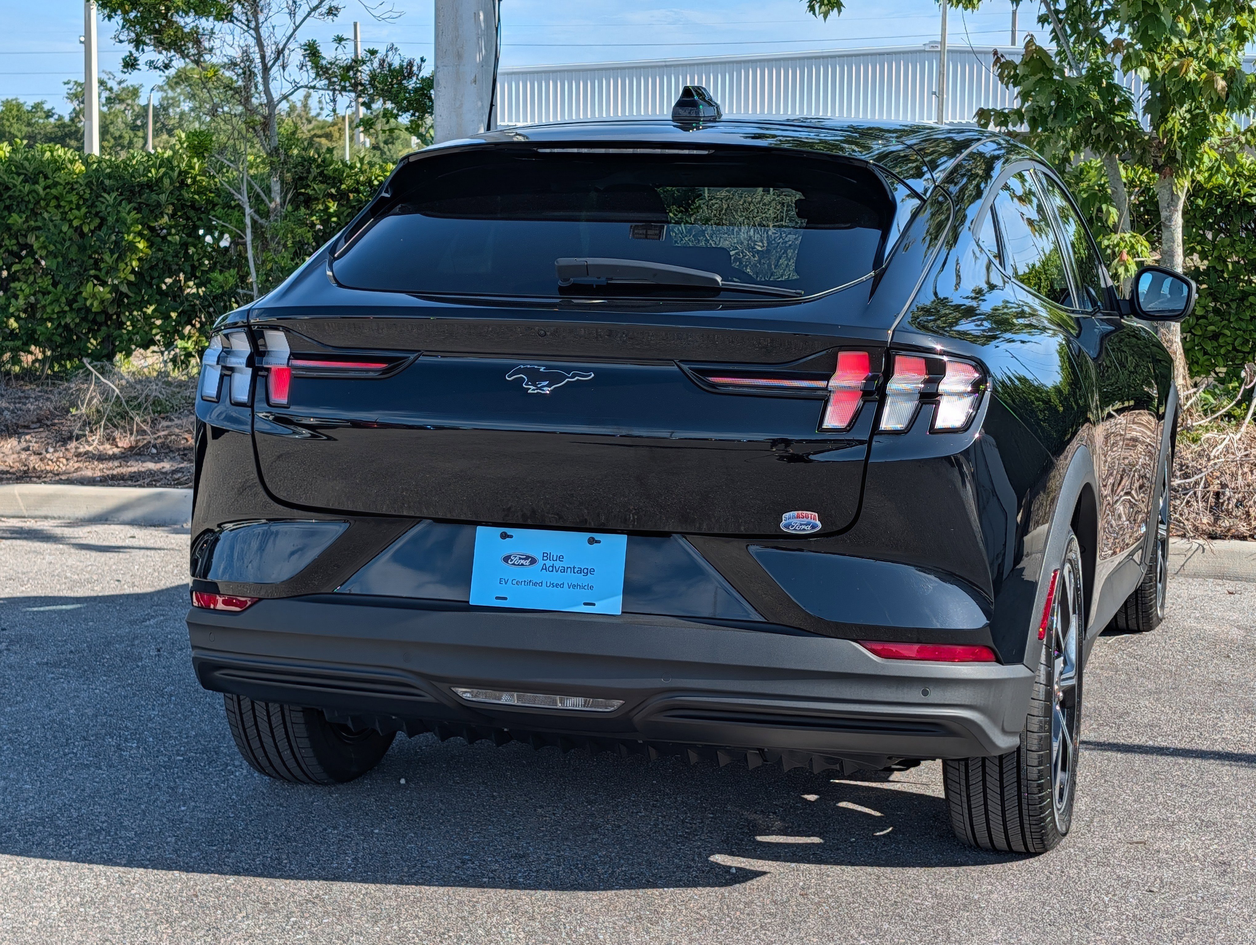 Certified 2025 Ford Mustang Mach-E Select RWD image 4