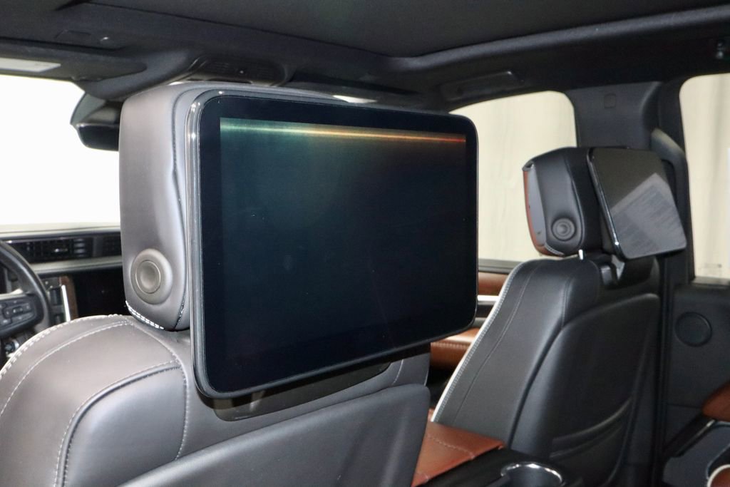 Used 2024 GMC Yukon XL Denali Ultimate AWD/4WD image 24